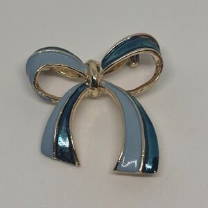 Gerrys Bow Brooch Silver Tone Blue Enamel Ribbon Pin Vintage Costume Jewelry